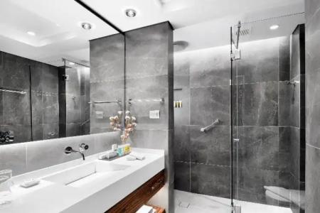 Mediterranean Palace - 228