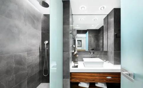 Mediterranean Palace - 201