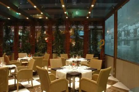 Daios Luxury Living - 28