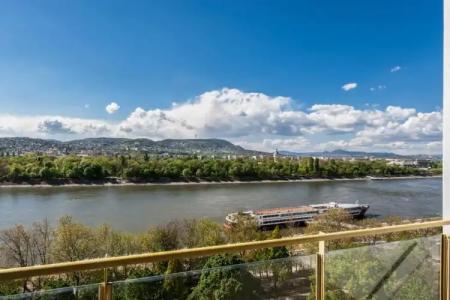 Danubius Helia - 105