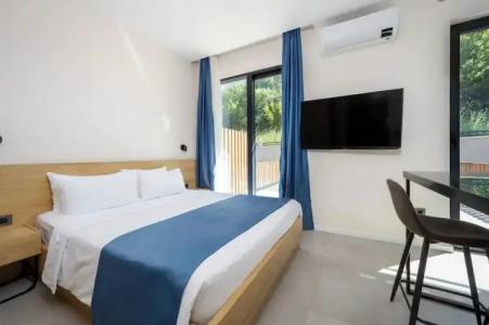 Royal Blue Resort & Residences - 155