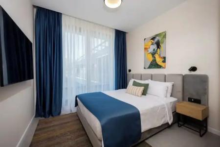 Royal Blue Resort & Residences - 54