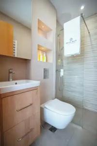 Royal Blue Resort & Residences - 73