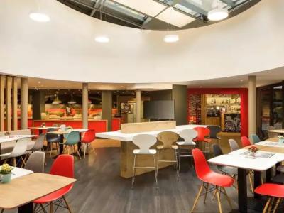 Ibis Budapest Heroes Square - 17
