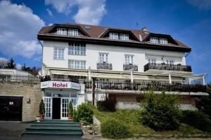 Budai Hotel, Budapest