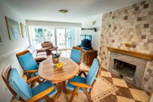 Villa «Holiday House Popic», Razanj