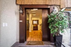 Sun City Hotel, Tel Aviv