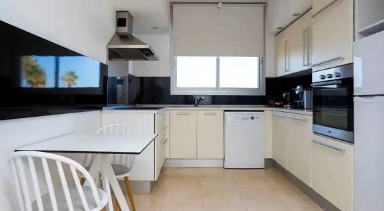 Alexander– Tel Aviv - 72