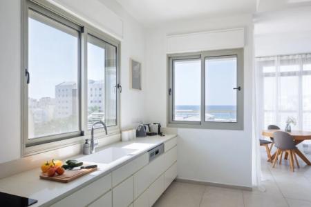 The New Port TLV - 51