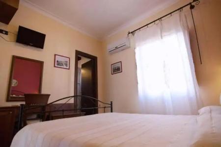 Salotto Di Athena - 37