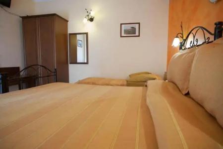 Salotto Di Athena - 16