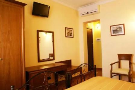 Salotto Di Athena - 33