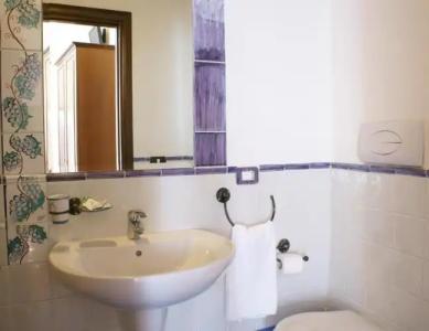 Salotto Di Athena - 6