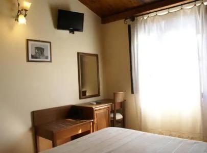 Salotto Di Athena - 25