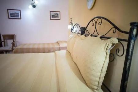 Salotto Di Athena - 21