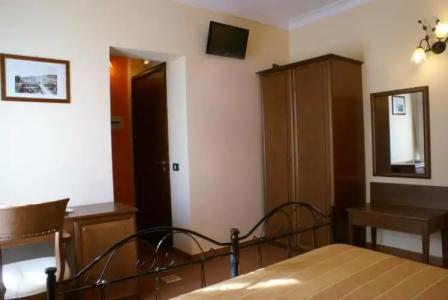 Salotto Di Athena - 9