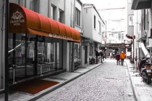 Grand Ece Otel, Canakkale