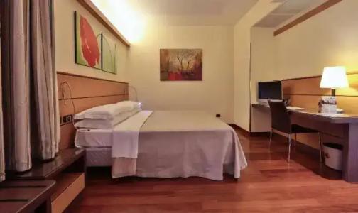 Best Western Dei Cavalieri - 57