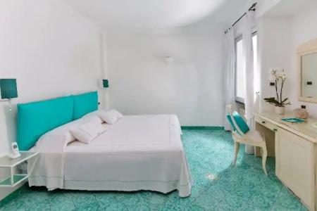 Relais Maresca Luxury Small - 105