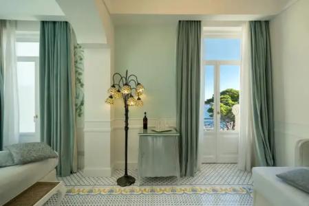 Luxury Villa Excelsior Parco - 53