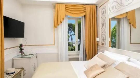 Luxury Villa Excelsior Parco - 89