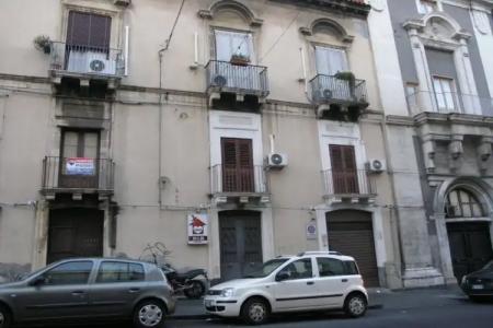 Bad - B&B and Design - 0