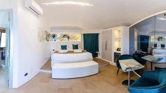 Calanica Residence - 0