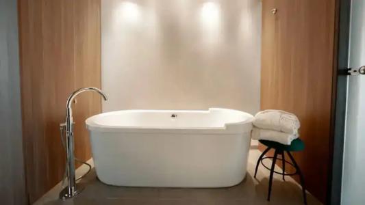 Mirasole International - 64