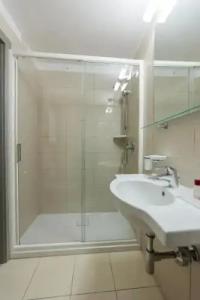 Mirasole International - 35