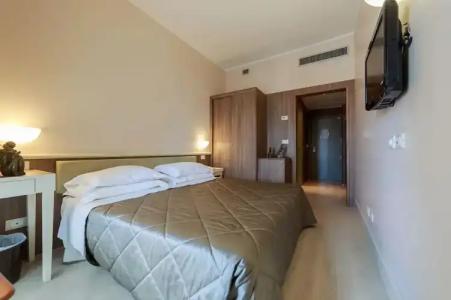 Mirasole International - 40