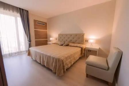 Mirasole International - 5