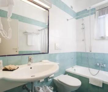 Reginna Palace - 8