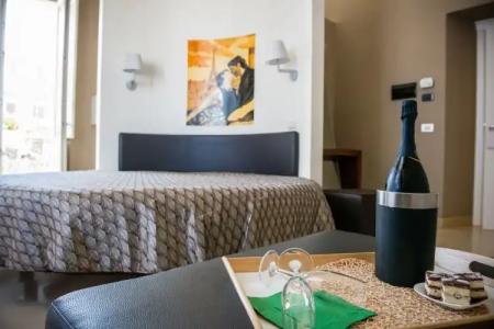 Albergo Del Sedile - 111