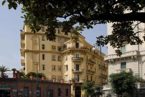 Pinto-Storey Hotel, Naples