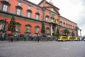 Le Stanze del Vicerè, Naples