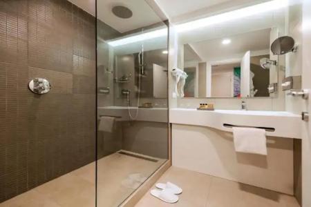 Holiday Inn Naples, an IHG - 130