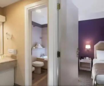 Holiday Inn Naples, an IHG - 124