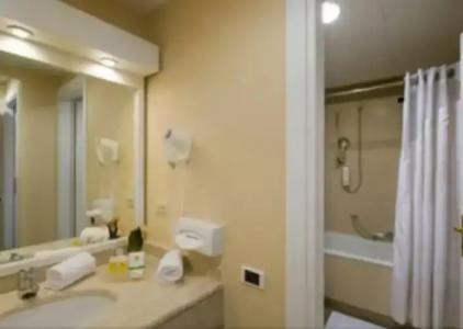 Holiday Inn Naples, an IHG - 125