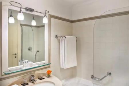 Renaissance Naples Mediterraneo - 44