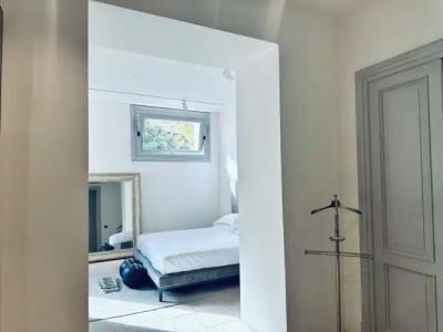 La Dépendance - 101