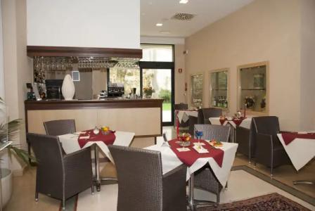 Vittoria Resort Pool & Spa - 28