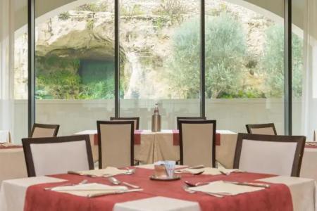 Vittoria Resort Pool & Spa - 27