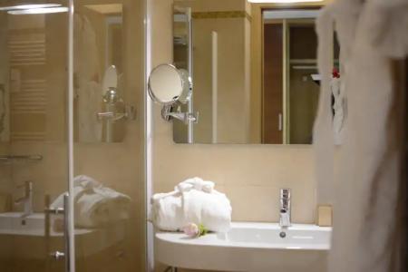 Vittoria Resort Pool & Spa - 9