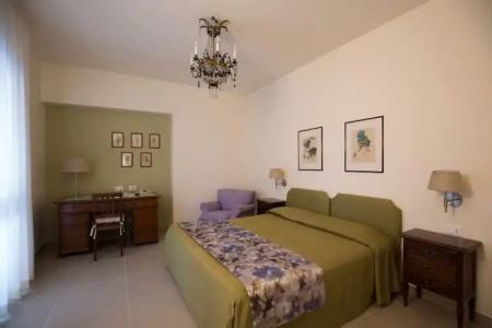 Marbela Apartments & Suites - 120