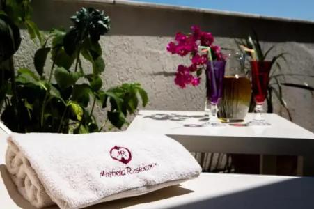 Marbela Apartments & Suites - 101