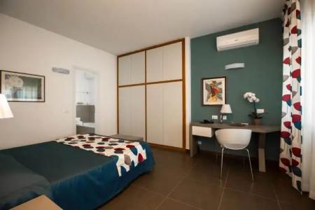 Marbela Apartments & Suites - 80