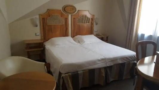 Rosetta Perugia Tapestry Collection by Hilton - 29