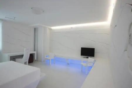 Alexander Museum Palace - 75