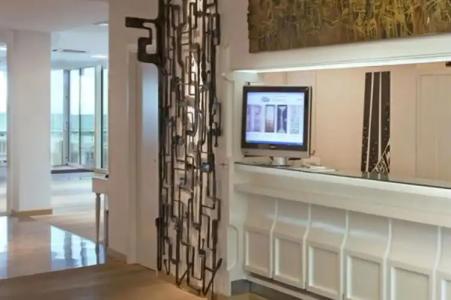 Alexander Museum Palace - 14