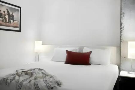 Punthill Manhattan - 1